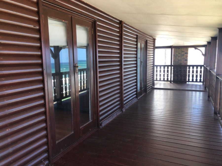 To Let 4 Bedroom Property for Rent in Tergniet Western Cape